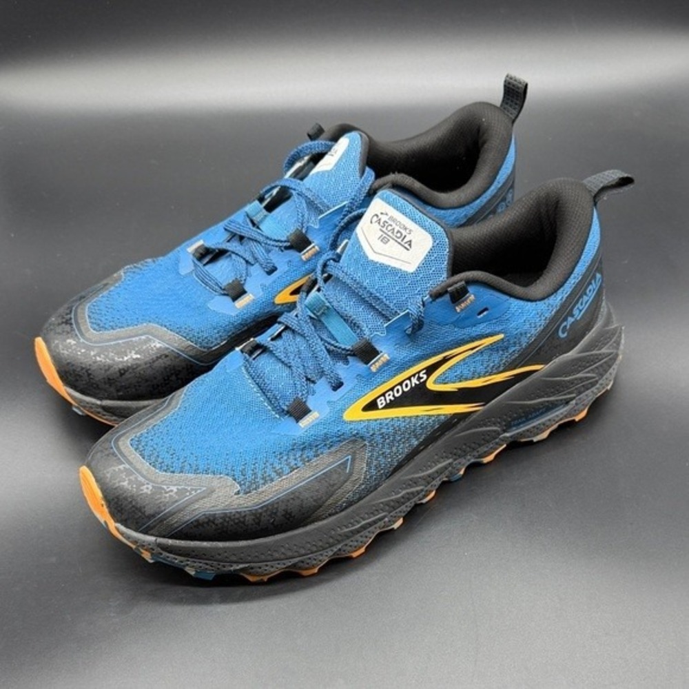 Brooks Cascadia Men's Trail Running Shoes - Blue and Black